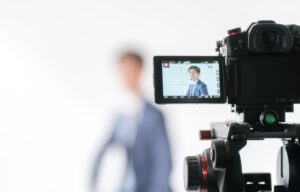 社員教育の教材は動画にすべし