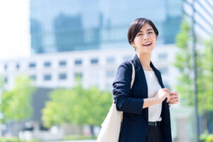 顧客から膨大な紹介をもらう若手女性営業に会ってきた